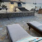 Casa vacanze House Danica - & Tavern Bain, Free Transport, Pool, Island Of Zut - Kornati