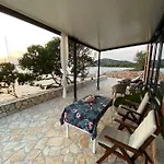 House Danica - & Tavern Bain, Free Transport, Pool, Island Of Zut - Kornati Casa vacanze