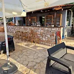 House Danica - & Tavern Bain, Free Transport, Pool, Island Of Zut - Kornati Pristanisce