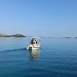 بيت للعطل House Danica - & Tavern Bain, Free Transport, Pool, Island Of Zut - Kornati Pristanisce