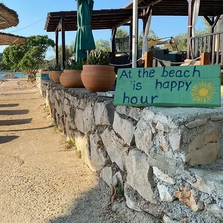 House Danica - & Tavern Bain, Free Transport, Pool, Island Of Zut - Kornati Nyaraló Pristanišće