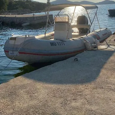 House Danica - & Tavern Bain, Free Transport, Pool, Island Of Zut - Kornati *