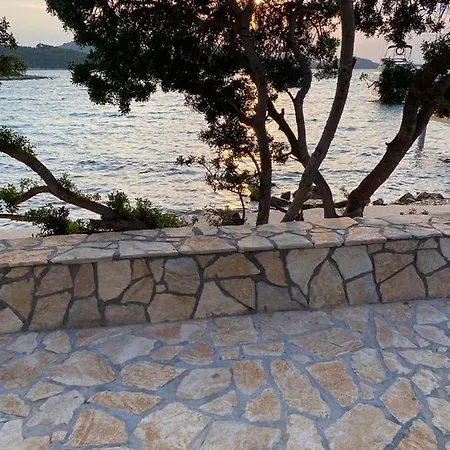 House Danica - & Tavern Bain, Free Transport, Pool, Island Of Zut - Kornati *