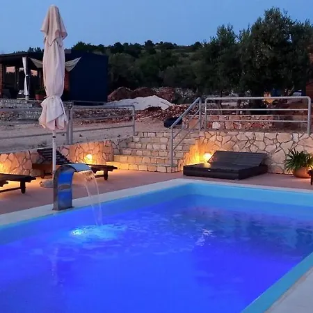 Nyaraló House Danica - & Tavern Bain, Free Transport, Pool, Island Of Zut - Kornati Pristanišće
