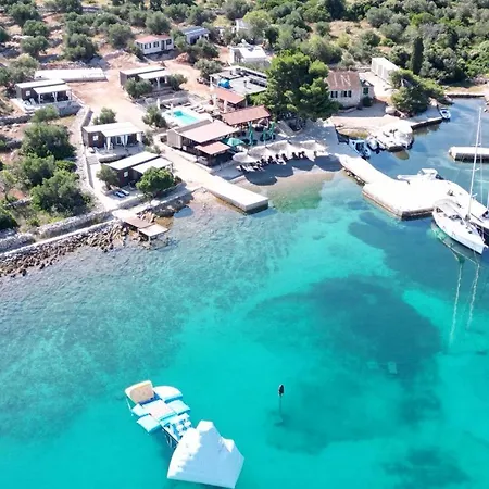 House Danica - & Tavern Bain, Free Transport, Pool, Island Of Zut - Kornati Nyaraló *