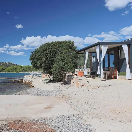 House Danica - & Tavern Bain, Free Transport, Pool, Island Of Zut - Kornati Pristanisce