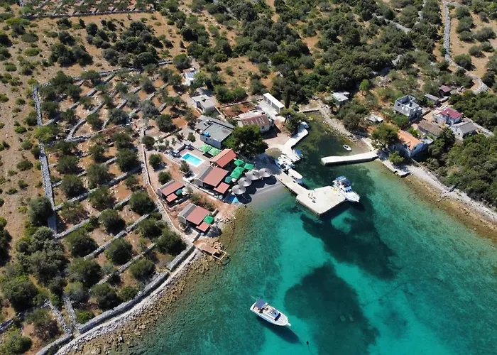 Vakantiehuis House Danica - & Tavern Bain, Free Transport, Pool, Island Of Zut - Kornati
