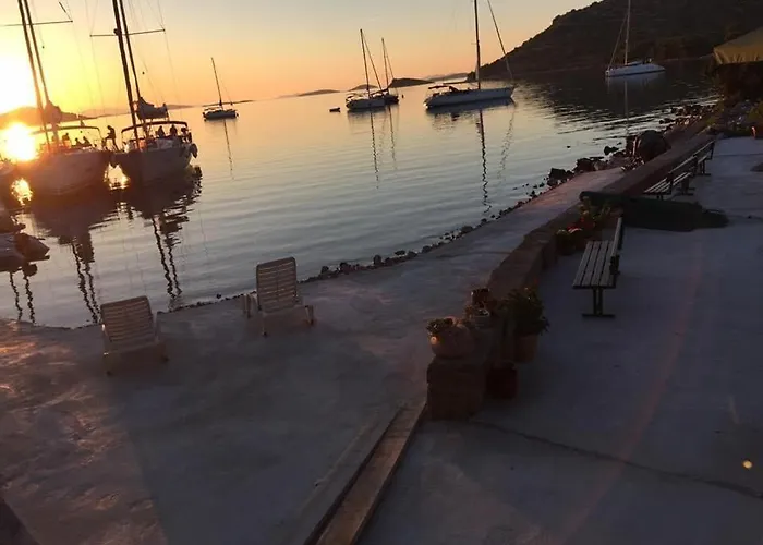 House Danica: Kornati Island With Pool And Transport Holiday home Pristanisce