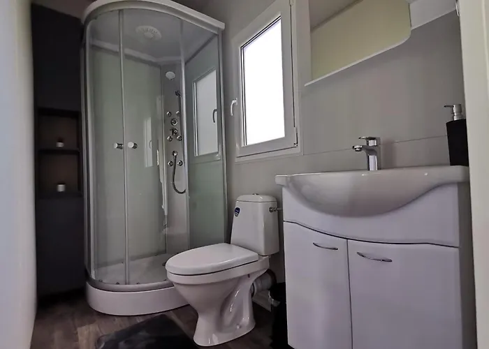 House Danica - & Tavern Bain, Free Transport, Pool, Island Of Zut - Kornati *