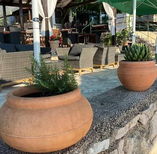 בית נופש House Danica - & Tavern Bain, Free Transport, Pool, Island Of Zut - Kornati