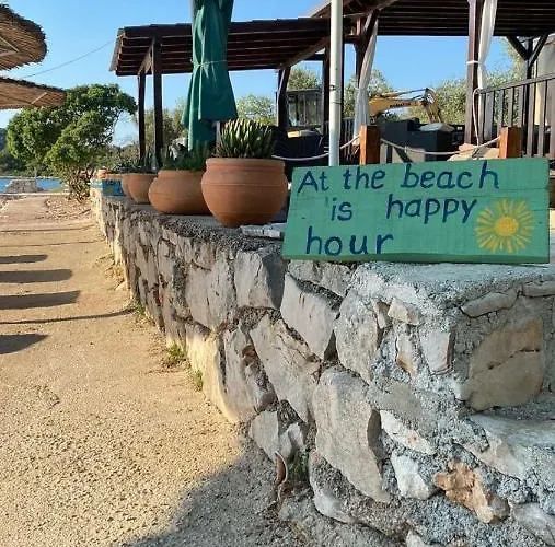 House Danica - & Tavern Bain, Free Transport, Pool, Island Of Zut - Kornati בית נופש Pristanisce