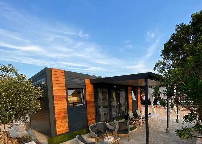 House Danica - & Tavern Bain, Free Transport, Pool, Island Of Zut - Kornati Pristanisce