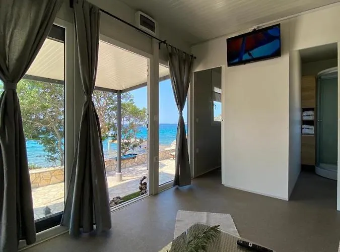 House Danica - & Tavern Bain, Free Transport, Pool, Island Of Zut - Kornati *