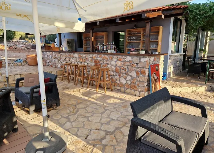 House Danica - & Tavern Bain, Free Transport, Pool, Island Of Zut - Kornati Pristanisce